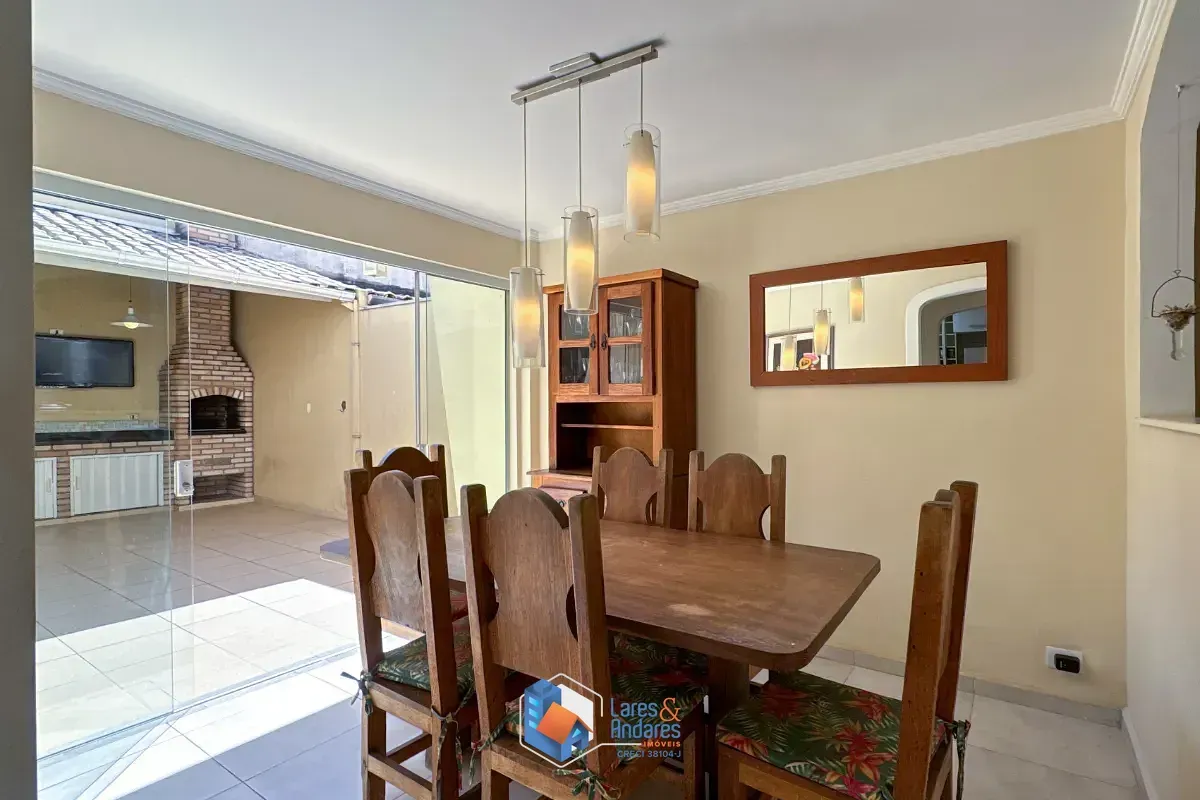 Imagem Sobrado para venda em Jardim Santo Amaro com 3 quartos, sendo 1 suíte, 114m²