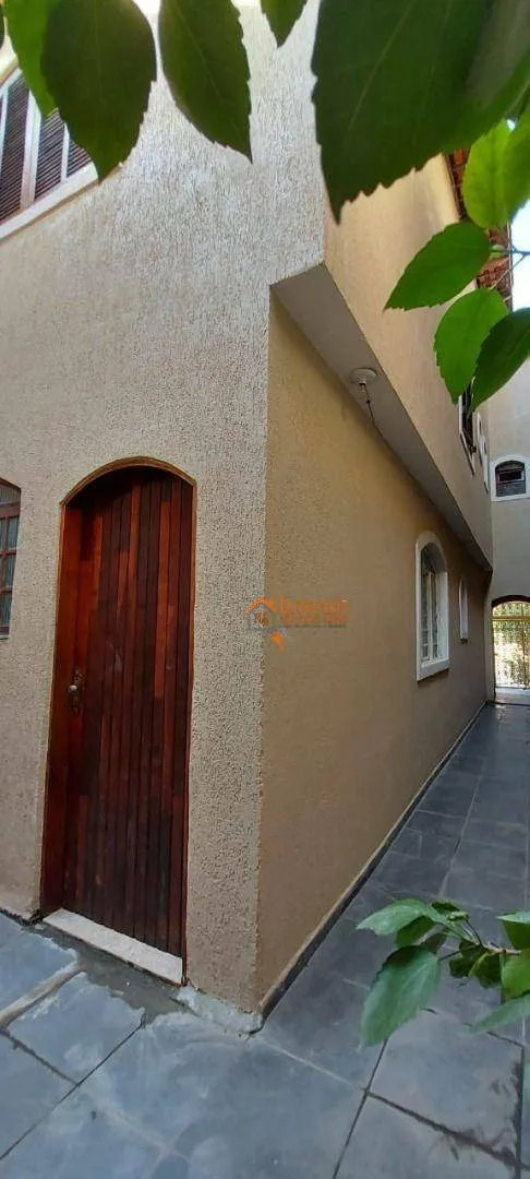 Imagem Sobrado com 3 dormitórios à venda, 125 m² por R$ 550.000,00 - Jardim Adriana - Guarulhos/SP