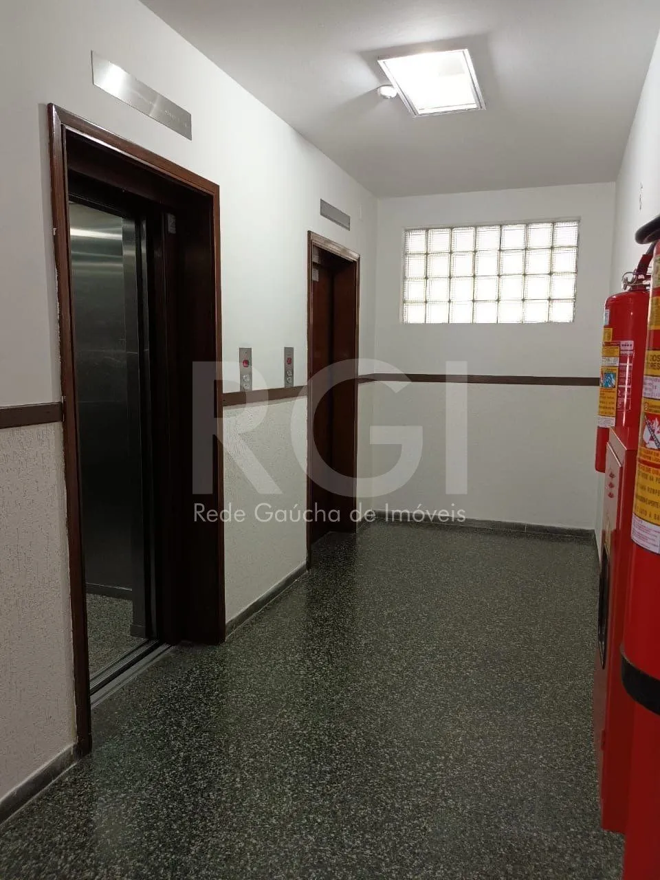 Imagem Conjunto/Sala para Venda - 85m², 0 dormitórios, Centro