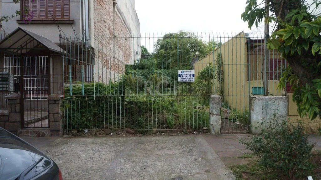 Imagem Terreno para Venda - 218m² no Bairro Floresta