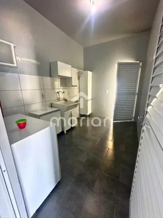 Imagem Sobrado com 3 quartos, Centro - Penha