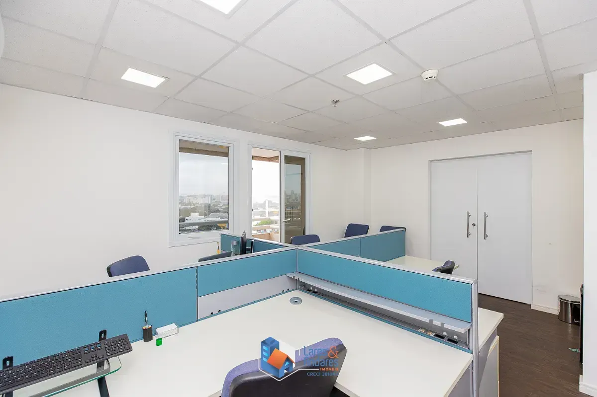 Imagem Conjunto comercial para venda em Várzea da Barra Funda, 68m²