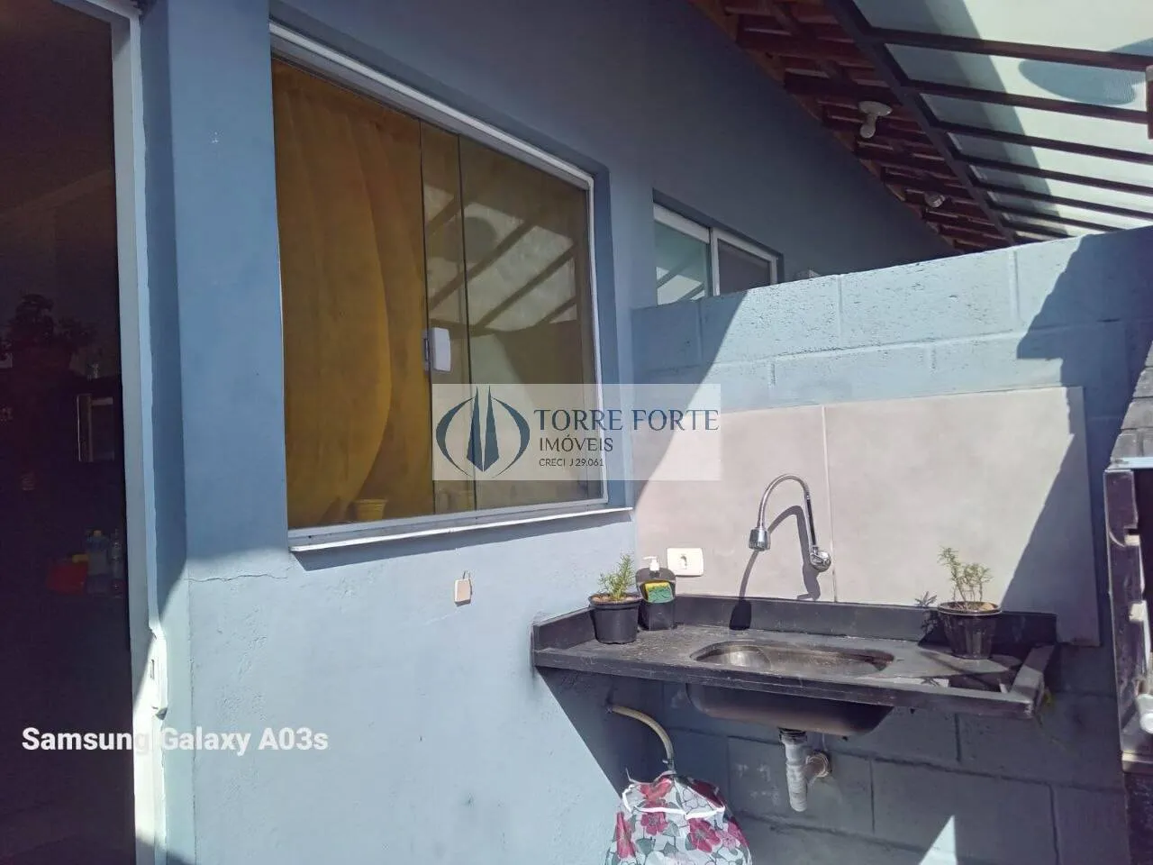 Imagem Linda casa de condomínio com 2 dormitórios, 1 suite e 1 vaga em Itanhaém .