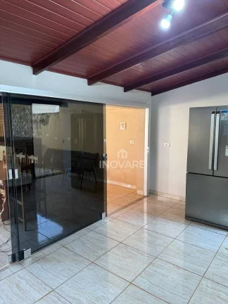 Imagem Casa com 3 dormitórios à venda, 220 m² por R$ 700.000,00 - Jardim Nova Itumbiara - Itumbiara/GO