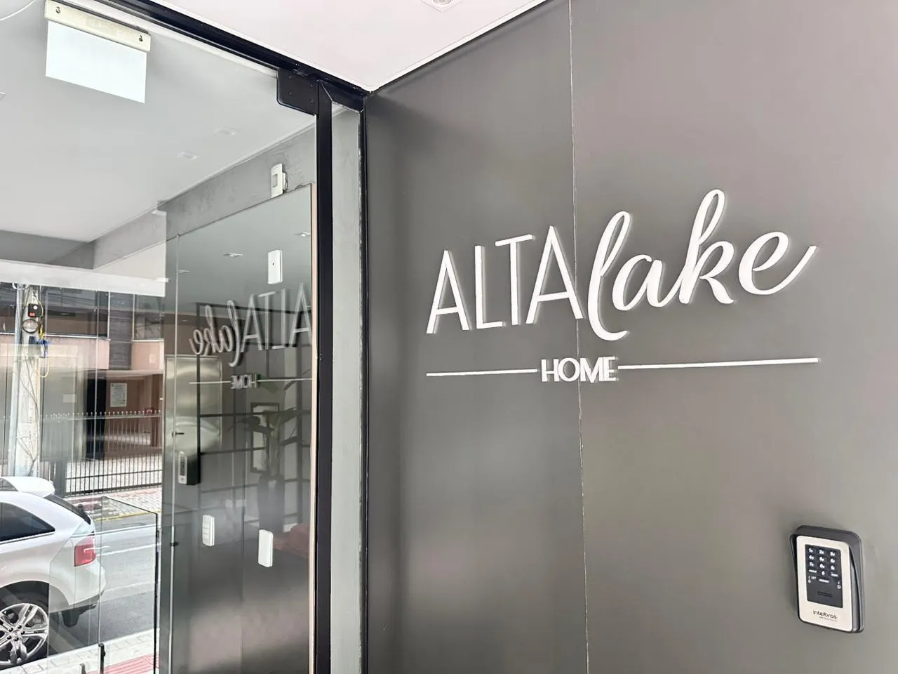 Imagem Apartamento à venda com 128m2 por R$ 2.000.000,00