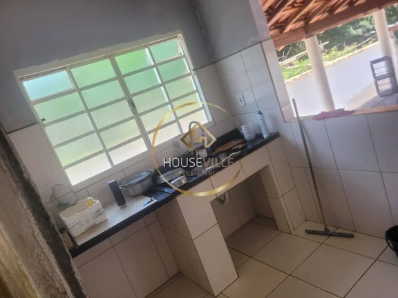 Imagem Casa 3 Dormitórios (1 suíte), 330 m2 em Heliodora Minas Gerais.