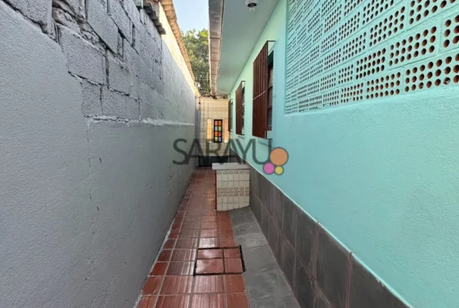 Imagem Casa Padrão de 03 dormitórios para venda no Jardim Santa Maria Guarujá.
