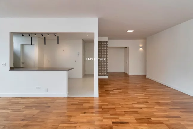 Imagem Imperdível oportunidade de compra: Apartamento de 3 quartos com suite e 176m² em Santa Cecília, São Paulo-SP