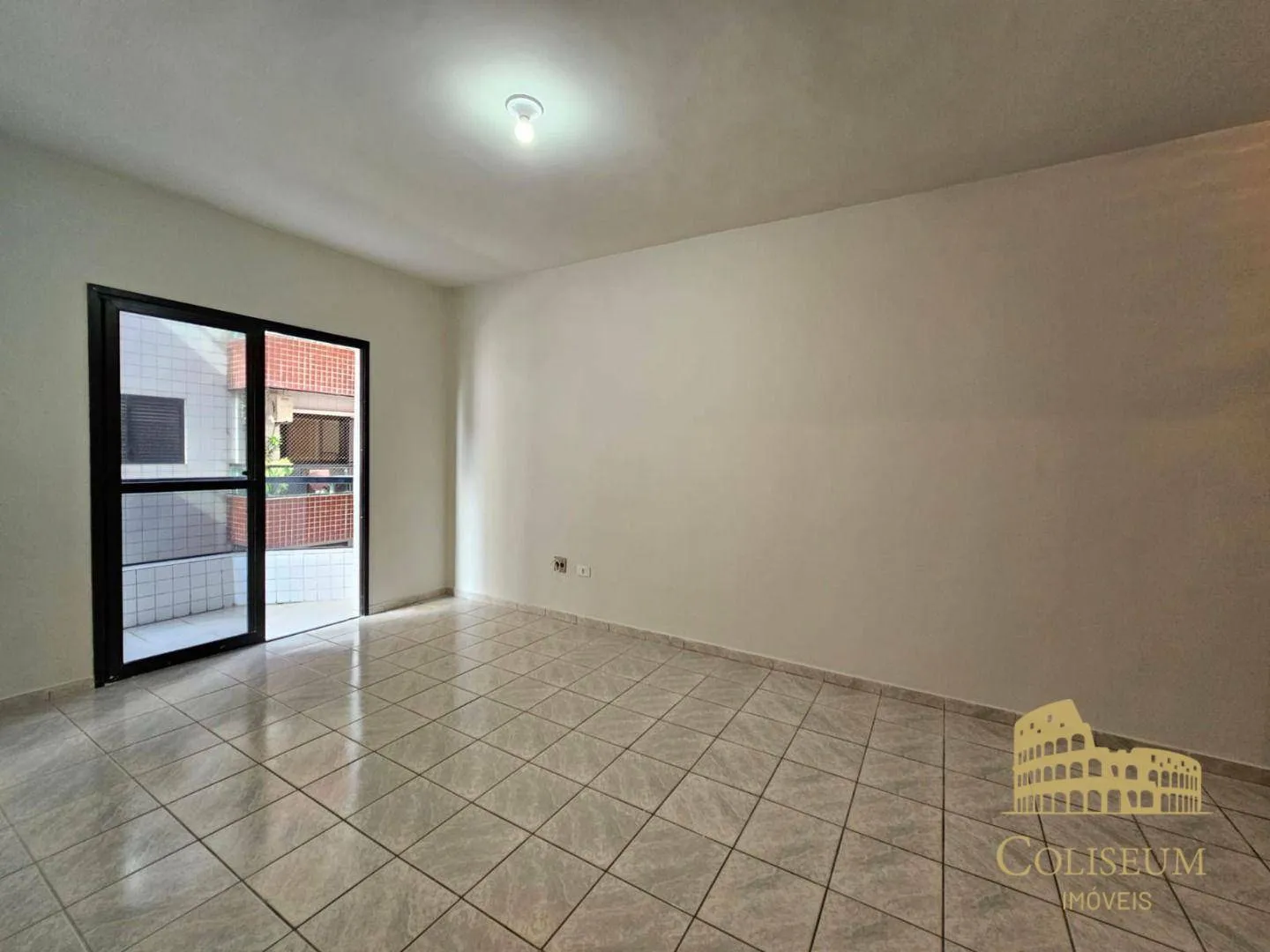 Imagem Apartamento com 1 dormitório à venda, 60 m² por R$ 325.000,00 - Vila Assunção - Praia Grande/SP
