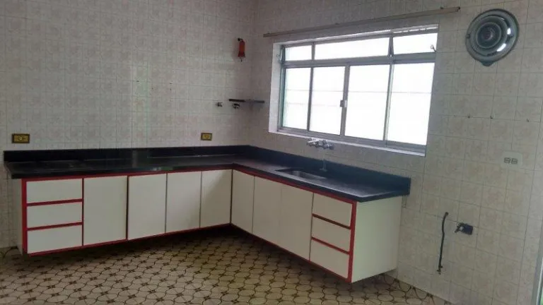 Imagem Sobrado com 3 Quartos à Venda, 298 m² em Jardim Munhoz - Guarulhos