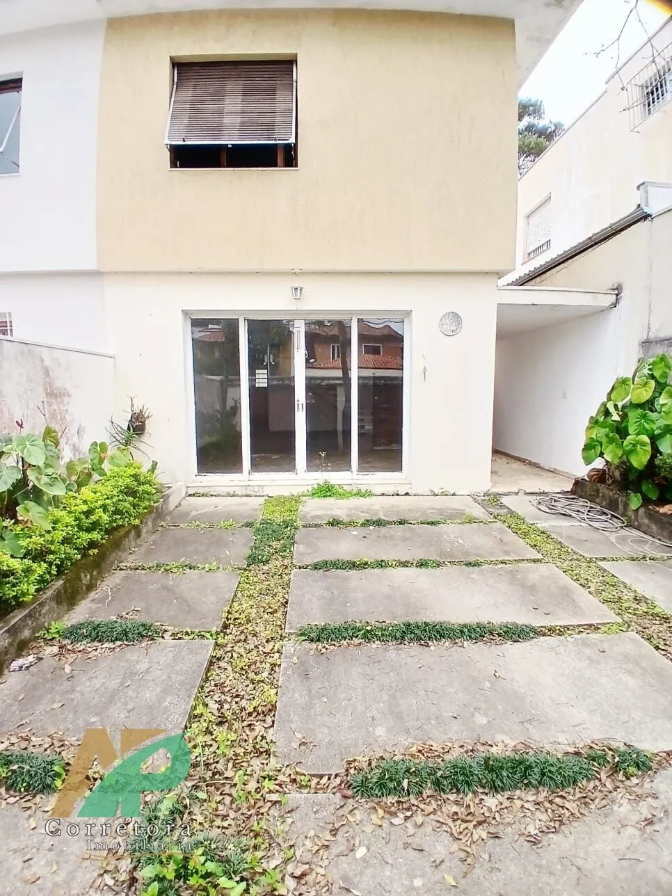 Foto do imóvel: Casa à Venda em Santo Amaro: 3 Dorms (1 Suíte) + Edícula | Oportunidade Única!