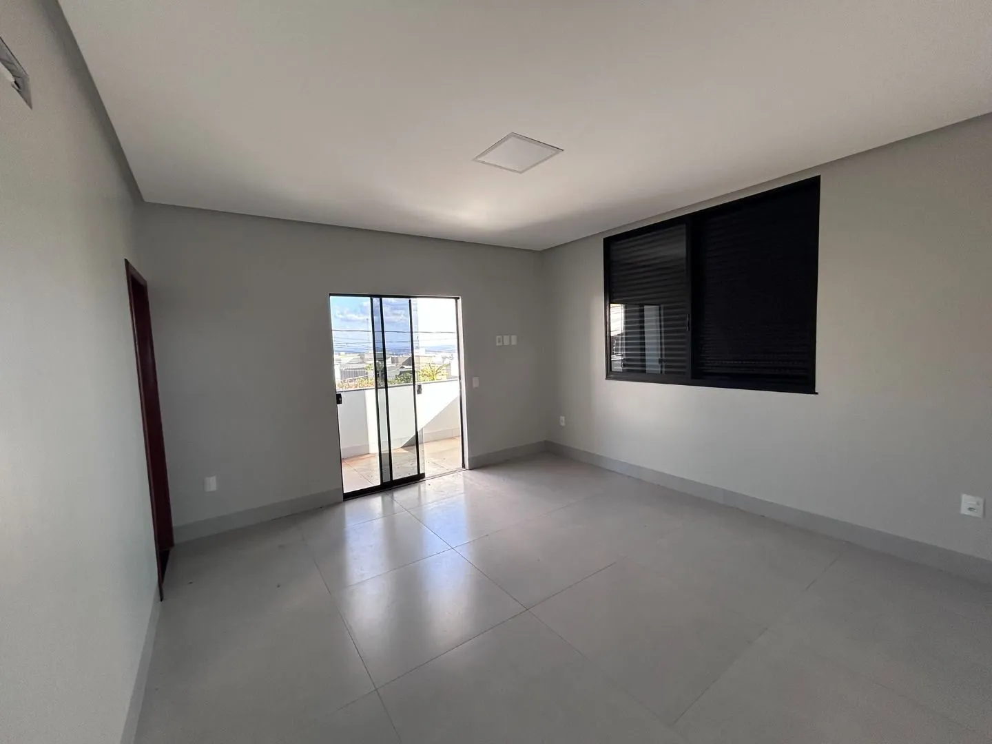 Imagem Casa com 1 dormitório à venda, 140 m² por R$ 475.000,00 - Afonso Queiroz - Patos de Minas/MG