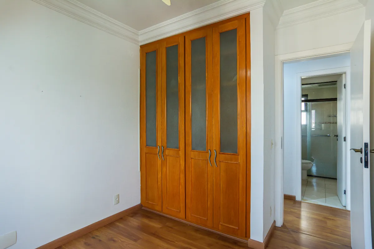 Imagem Cobertura para venda em Vila Suzana com 3 quartos, sendo 1 suíte, 223m2