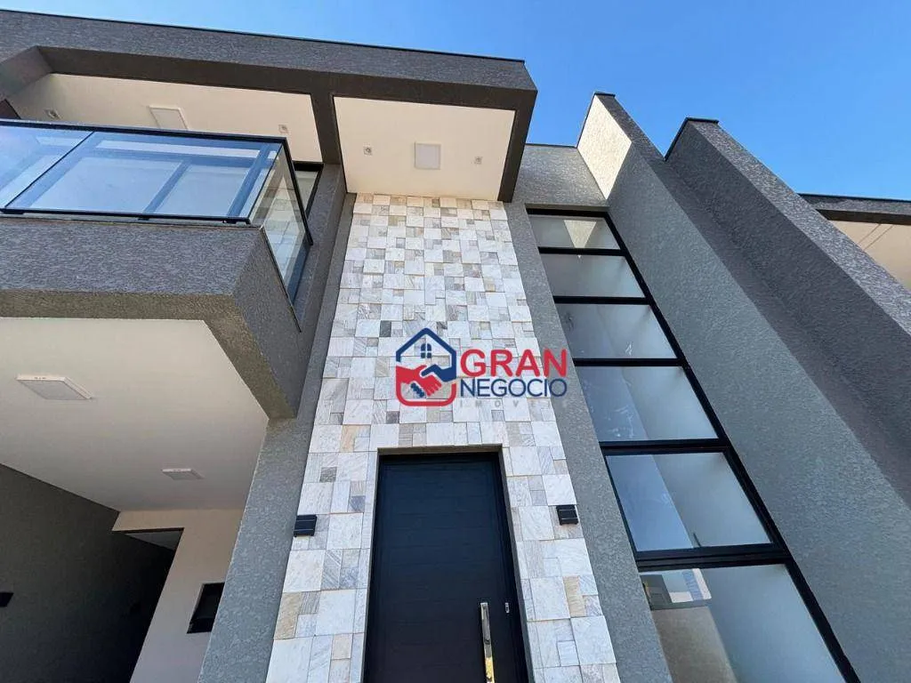 Imagem Casa de alto padrão no Condomínio, em São José dos Pinhais