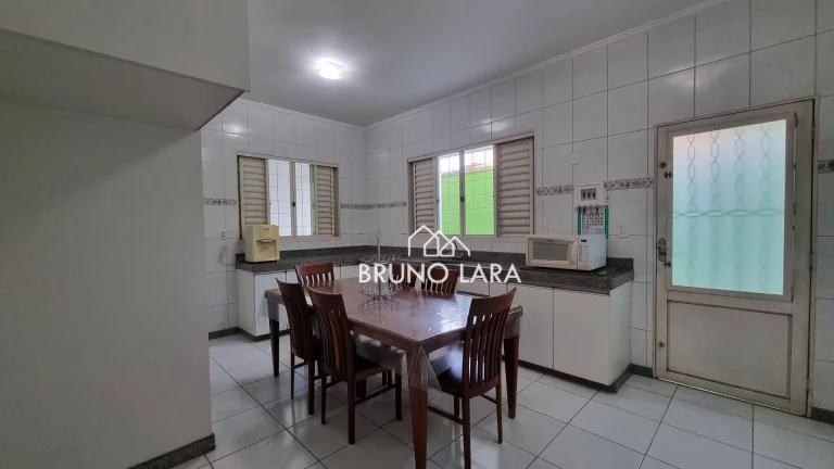 Imagem Casa à venda no Bairro Ingá - Betim/MG.
