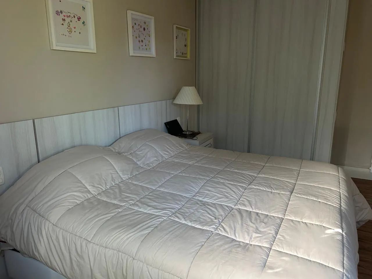 Imagem Vende-se luxuosa casa com 4 suítes e 430m² - Gramado