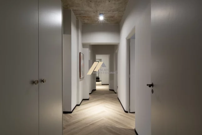 Imagem Apartamento mobiliado para alugar no Cambuí: 3 Quartos, 1 Suíte, 4 Banheiros, 1 Vaga de Garagem, 180m² - Campinas-SP