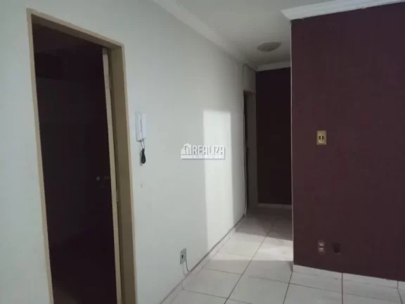 Imagem Oportunidade! Apartamento à venda no bairro Conjunto Guanabara, em Uberaba
