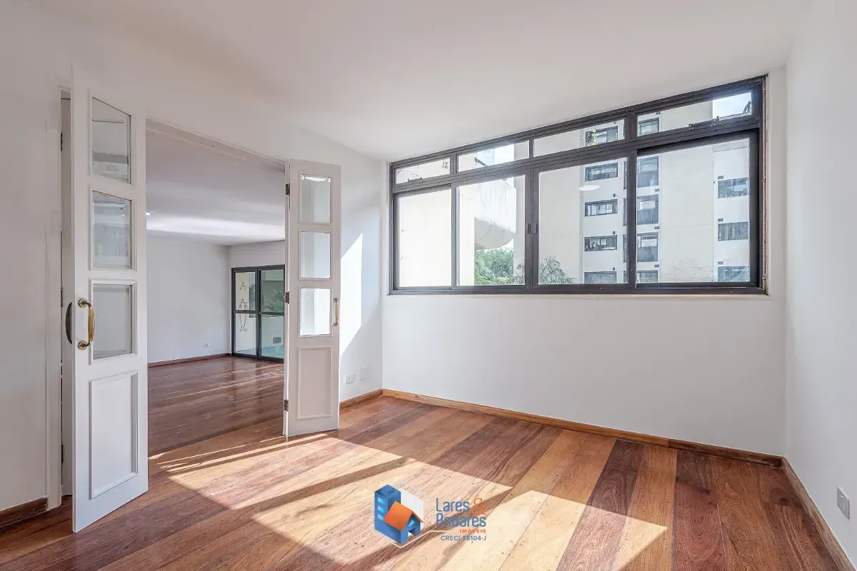 Imagem Apartamento para venda em Real Parque com 3 quartos, sendo 3 suítes, 240m²