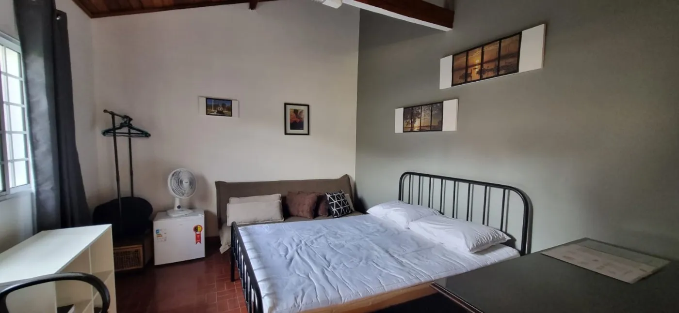 Imagem Casa para Locação em São Paulo, Planalto Paulista, 4 dormitórios, 1 suíte, 3 banheiros, 2 vagas