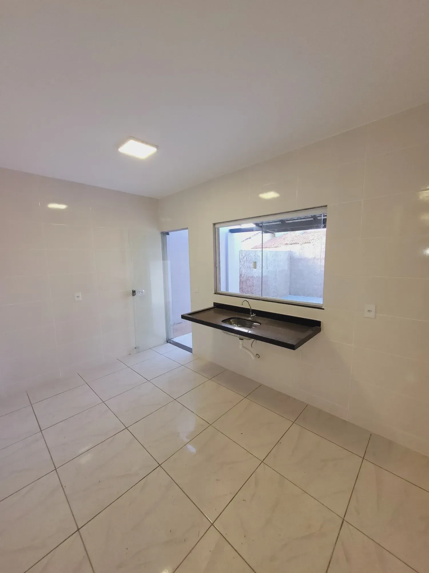 Imagem Casa com 2 Quartos à Venda, 100 m² em Jardim Sion - Luziânia