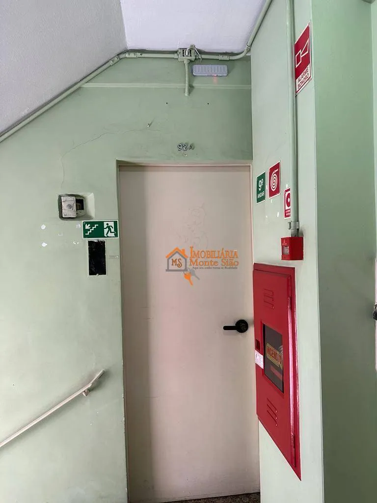 Imagem Sala à venda, 88 m² por R$ 200.000,00 - Sé - São Paulo/SP