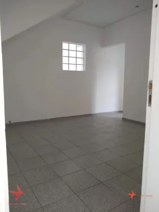 Imagem Casa comercial assobradada em Pinheiros, São Paulo-SP: 7 salas, 2 banheiros, 4 vagas de garagem, 320m² de área.