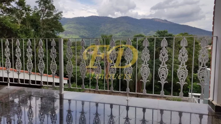 Imagem Casa em Atibaia com vista para Pedra Grande