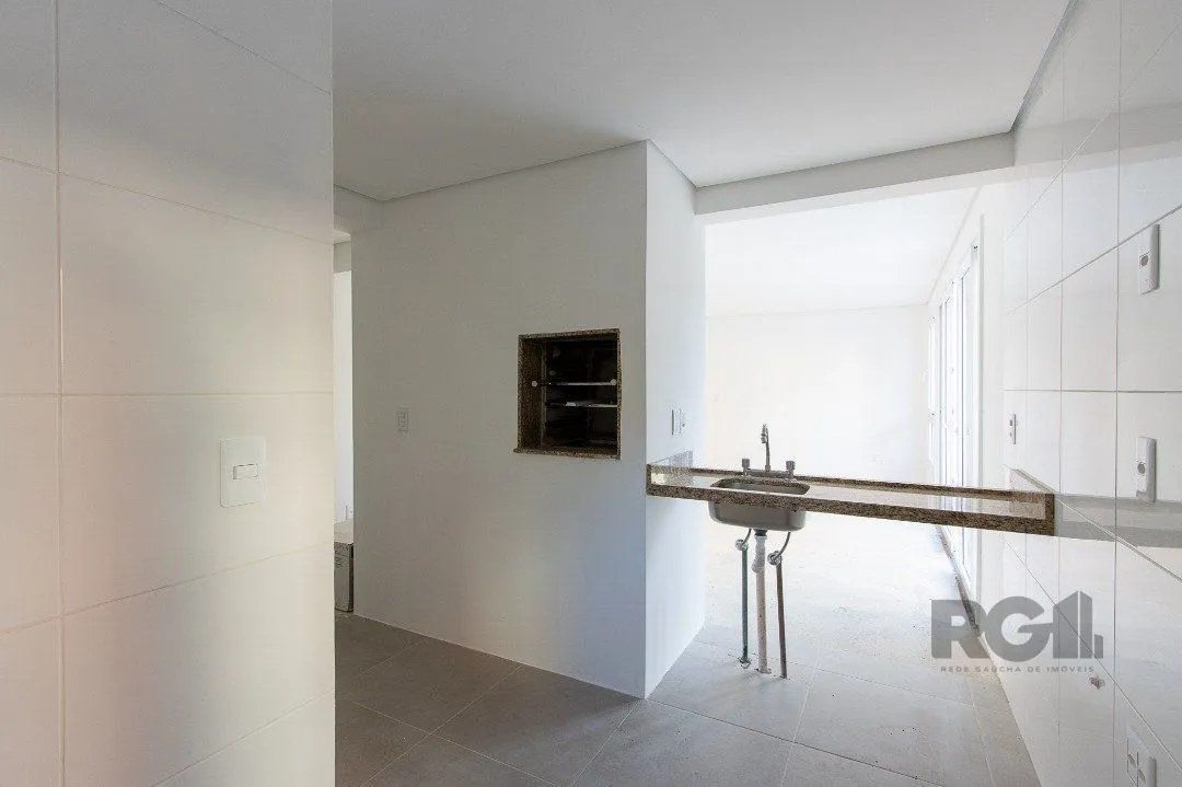 Imagem Cobertura para Venda - 214.34m², 3 dormitórios, sendo 3 suites, 2 vagas - Tristeza