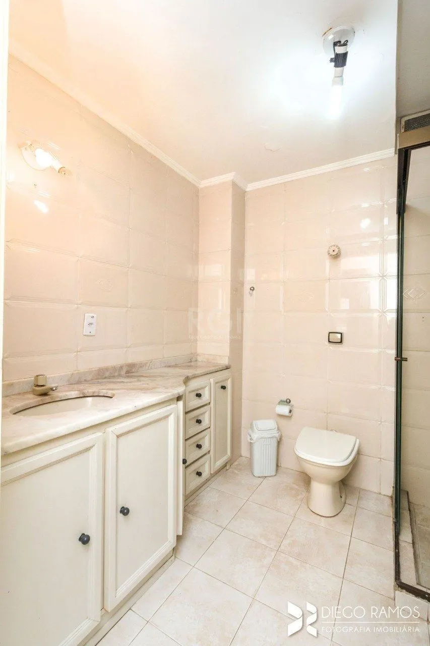 Imagem Apartamento para Venda - 82m², 3 dormitórios, sendo 1 suite, 1 vaga - Menino Deus