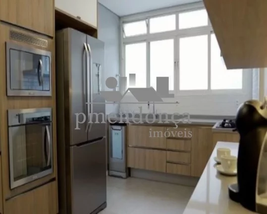 Imagem Excelente apartamento reformadíssimo na Rua Baronesa de Itú..