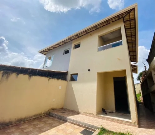 Imagem Casa à venda em Igarapé MG. bairro Lago Azul.