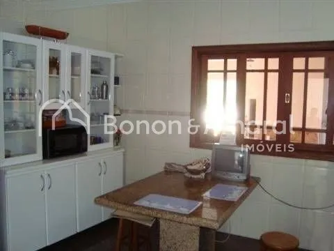 Imagem Casa de Condomínio com 554 m² e 4 Quartos