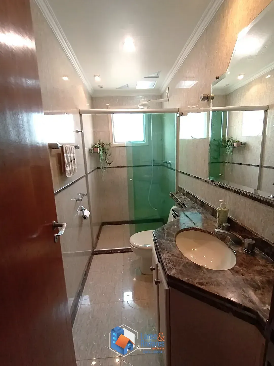 Imagem APTO À VENDA COM 121 M², 4 DORMS, 1 SUÍTE, SACADA, 10º ANDAR, 2 VGS, DEPENDÊNCIA DE EMPREGADA E ÁREA DE LAZER - PARQUE MANDAQUI - SP
