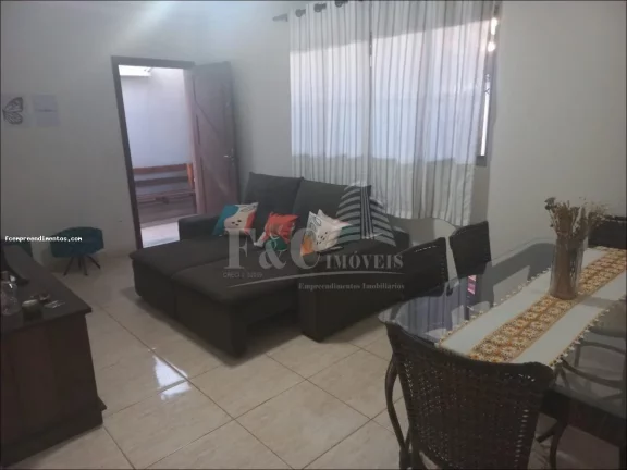 Imagem Casa para Venda em Limeira, Villa Fior, 2 dormitórios, 1 suíte, 1 banheiro, 2 vagas