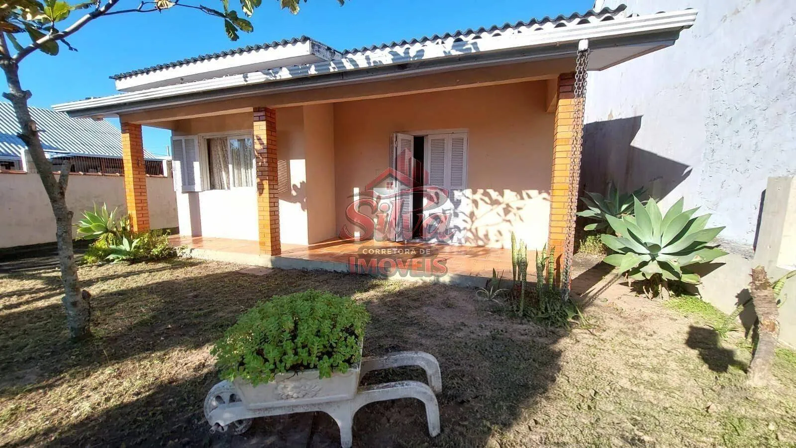 Imagem C254 | Casa 4 dormitórios à venda a 200m do mar em Imbé