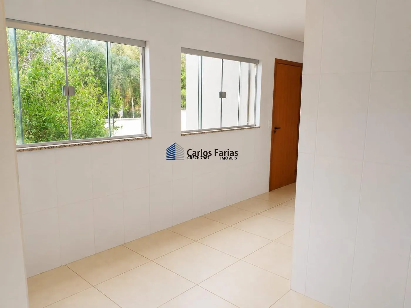 Imagem Casa em Condomínio para Venda em Brasília, Setor Habitacional Jardim Botânico, 4 dormitórios, 1 suíte, 5 banheiros, 2 vagas