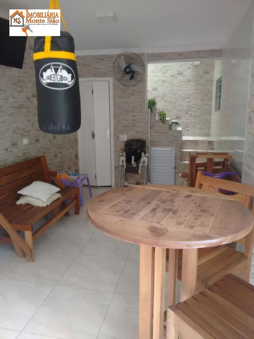 Imagem Casa com 3 dormitórios à venda, 200 m² por R$ 850.000,00 - Jardim Santa Cecília - Guarulhos/SP