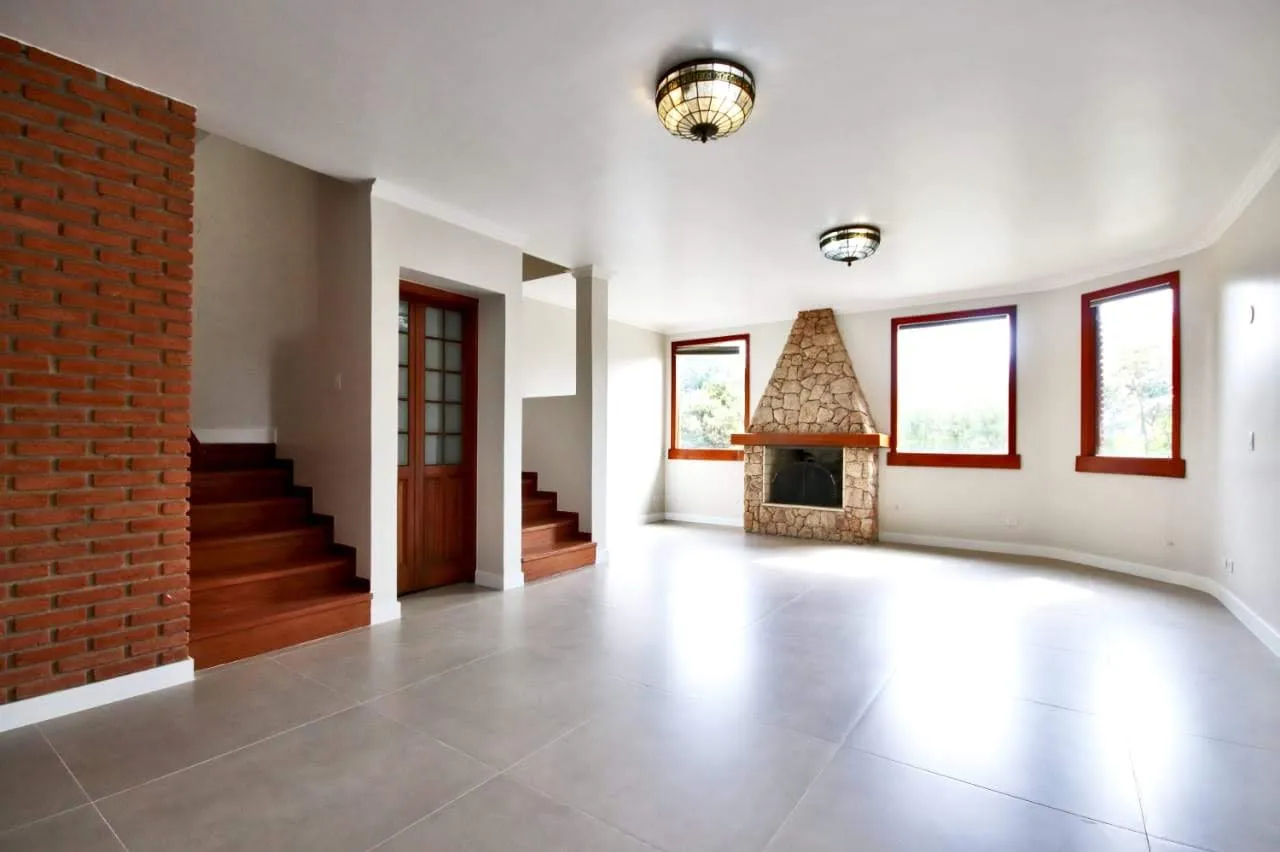 Imagem CASA RESIDENCIAL em SANTANA DE PARNAÍBA - SP, ALPHAVILLE
