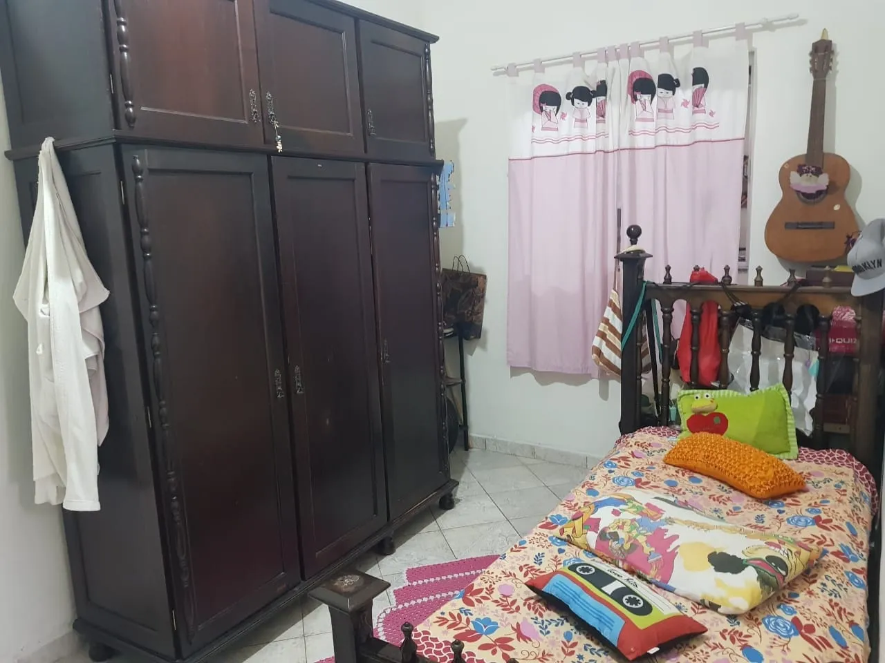 Imagem Casa à venda 2 Quartos, 1 Vaga, 133M², Marieta Azeredo, Pindamonhangaba - SP
