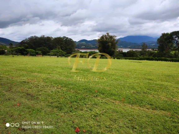Imagem LINDO LOTE A VENDA EM CONDOMÍNIO EM PIRACAIA COM ACESSO A RE