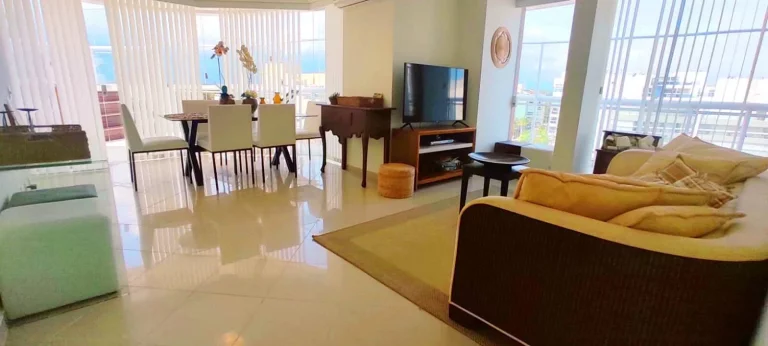 Imagem Cobertura à venda p?(C) na areia módulo 7 com lazer privativo.