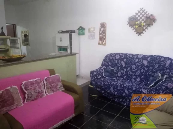 Imagem Ótima casa - 02 Dormitórios ( 01 Suíte ) com Piscina