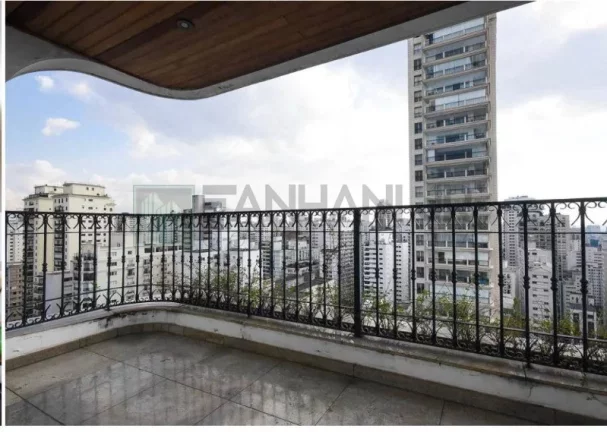 Imagem Luxuoso apartamento de 4 quartos com 2 suítes e 6 vagas de garagem em Higienópolis, São Paulo-SP: 675m² de pura elegância.