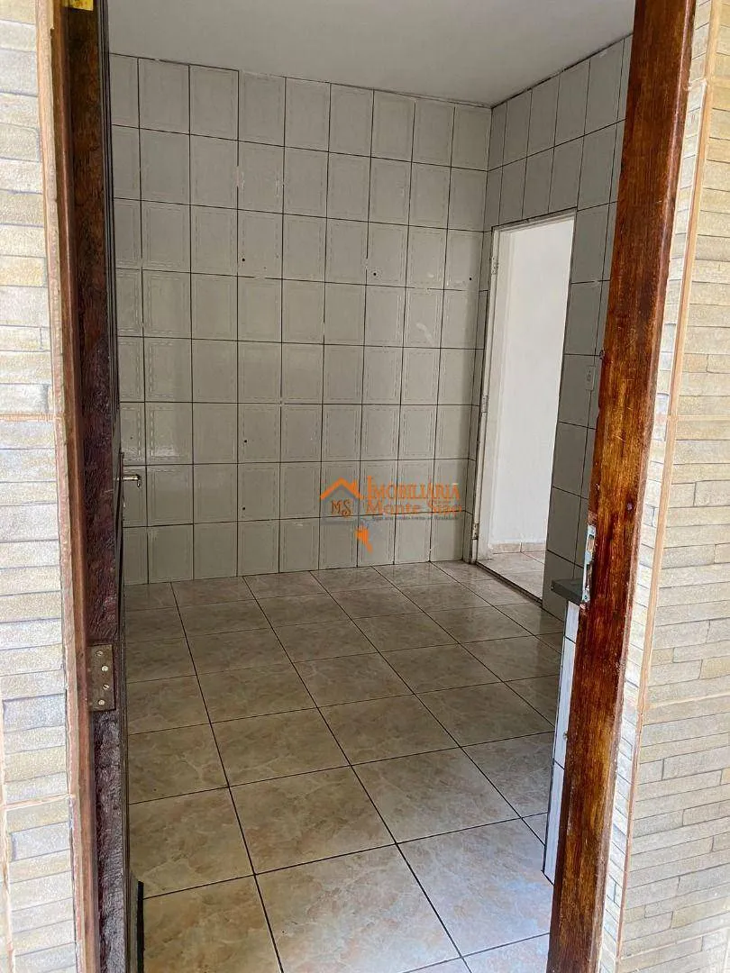 Imagem Sobrado com 4 dormitórios à venda, 173 m² por R$ 585.000,00 - Bela Vista - Guarulhos/SP