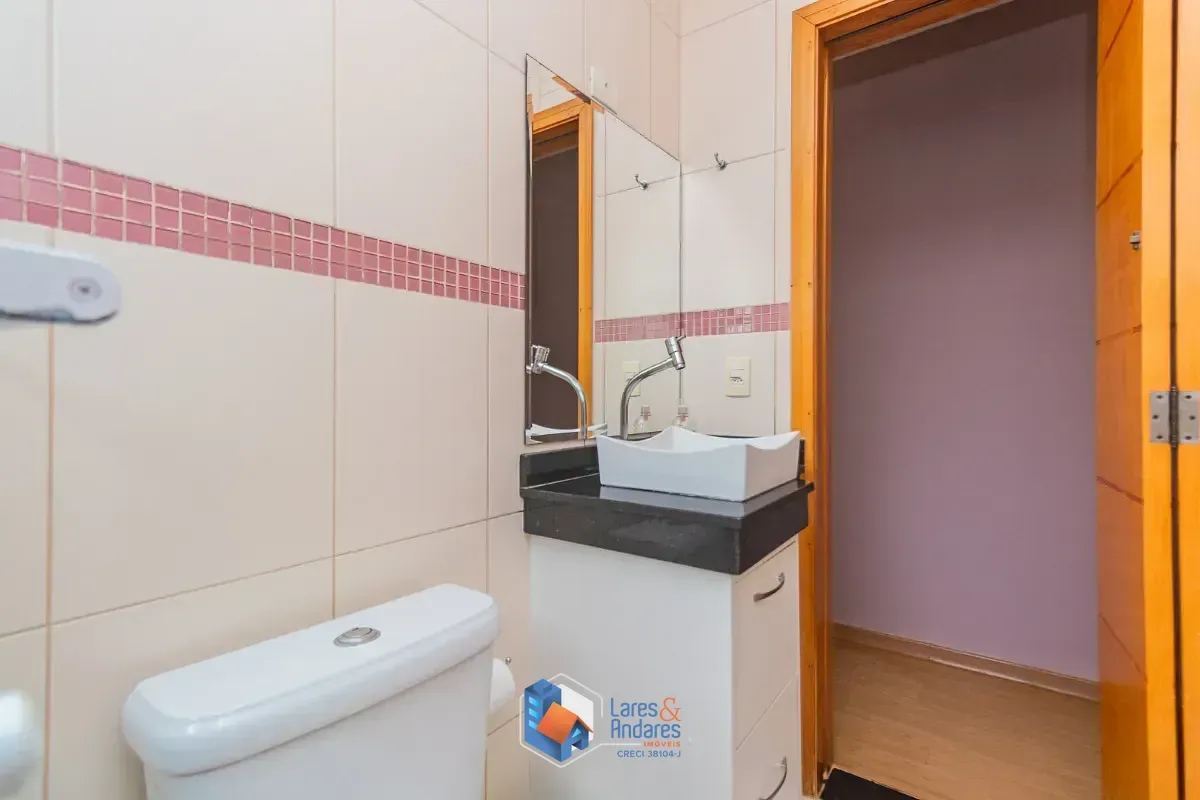 Imagem Sobrado para venda em Jardim Maria Estela com 3 quartos, sendo 3 suítes, 150m²