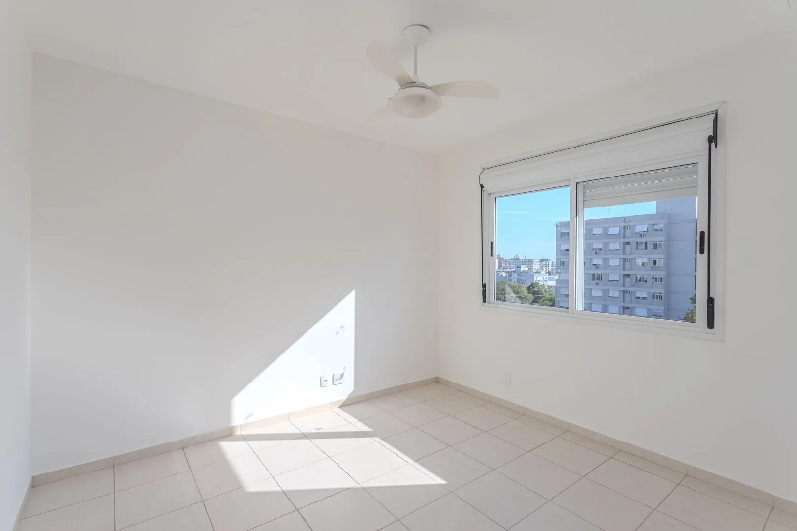 Imagem Apartamento de 3 dormitórios vaga e infra DESOCUPADO