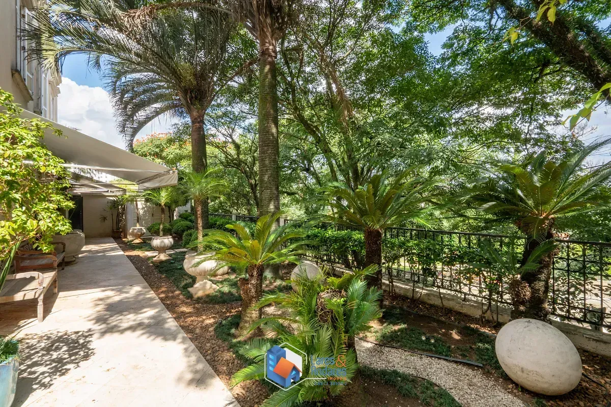 Imagem Casa para venda em Alto de Pinheiros com 5 quartos, sendo 5 suítes, 584m²