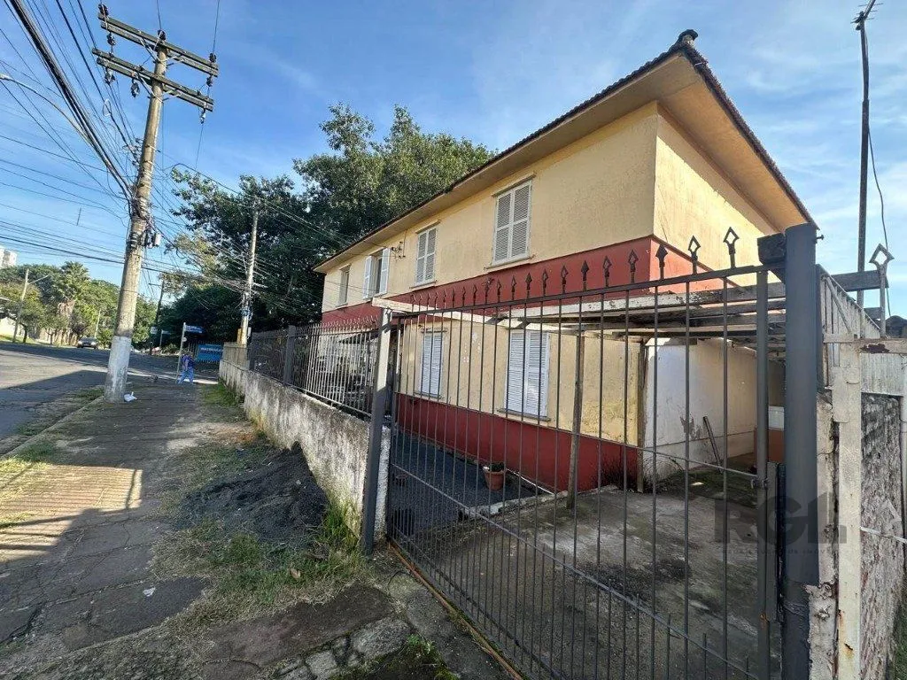 Imagem Vende-se casa 2 dormitórios 2 vagas de garagem com casa nos fundos - 145m² - Passo D'areia