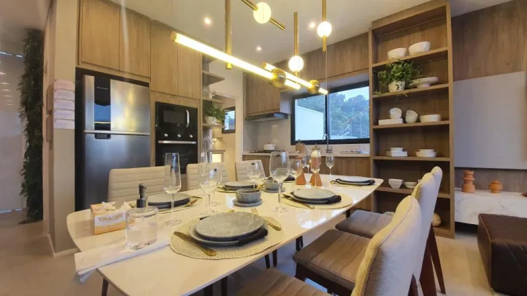 Casa de Condomínio com 4 Quartos à Venda, 168 m² em Chácara Pavoeiro - Cotia